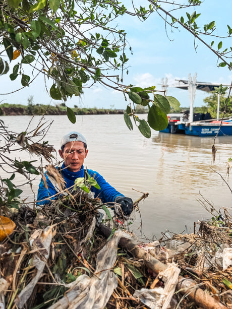 Resilience Amid Floodwaters: Cleaning Up Wringin Puti Pier and Stail River