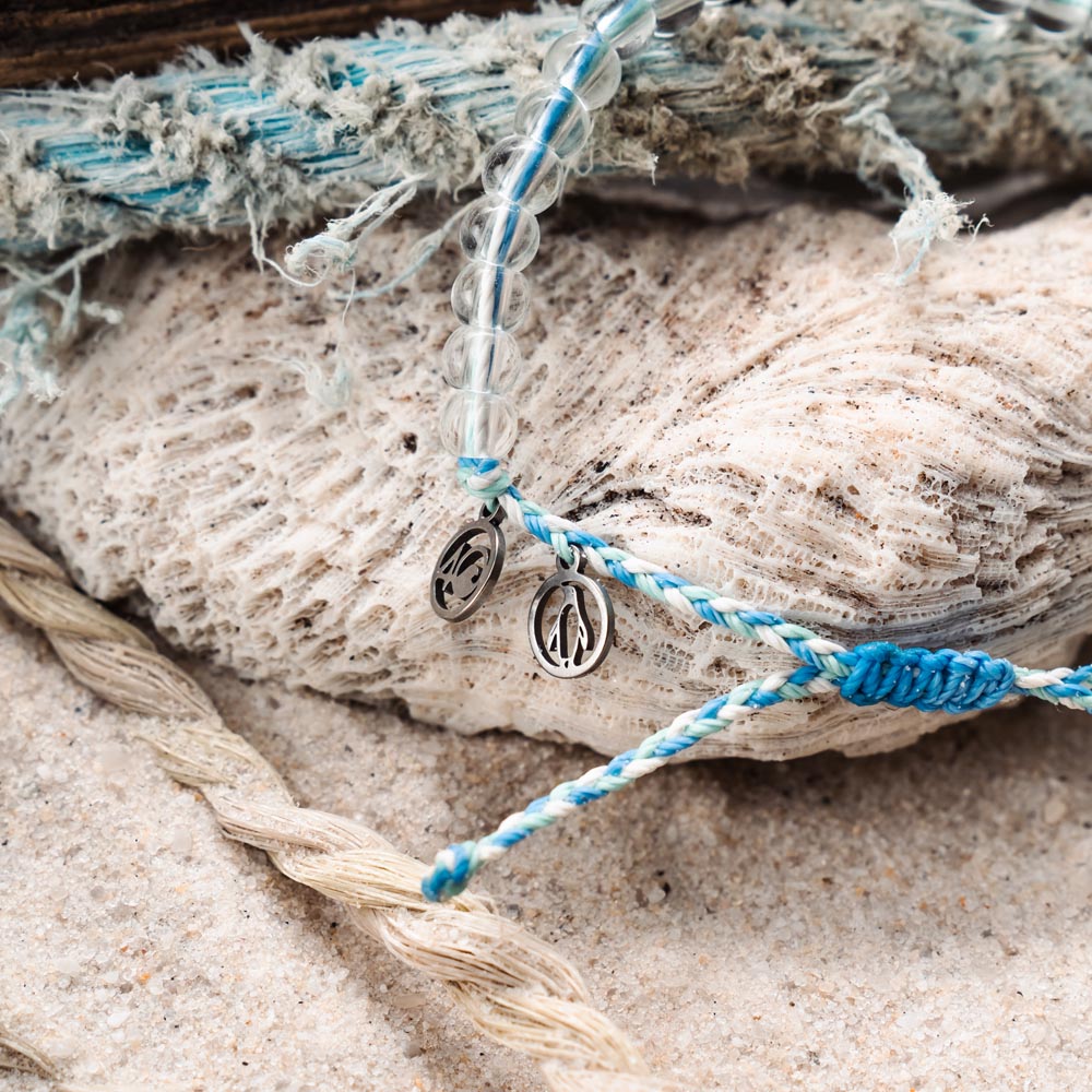 2024 Penguin Bracelet | Limited Edition | 4ocean Bracelet of the Month